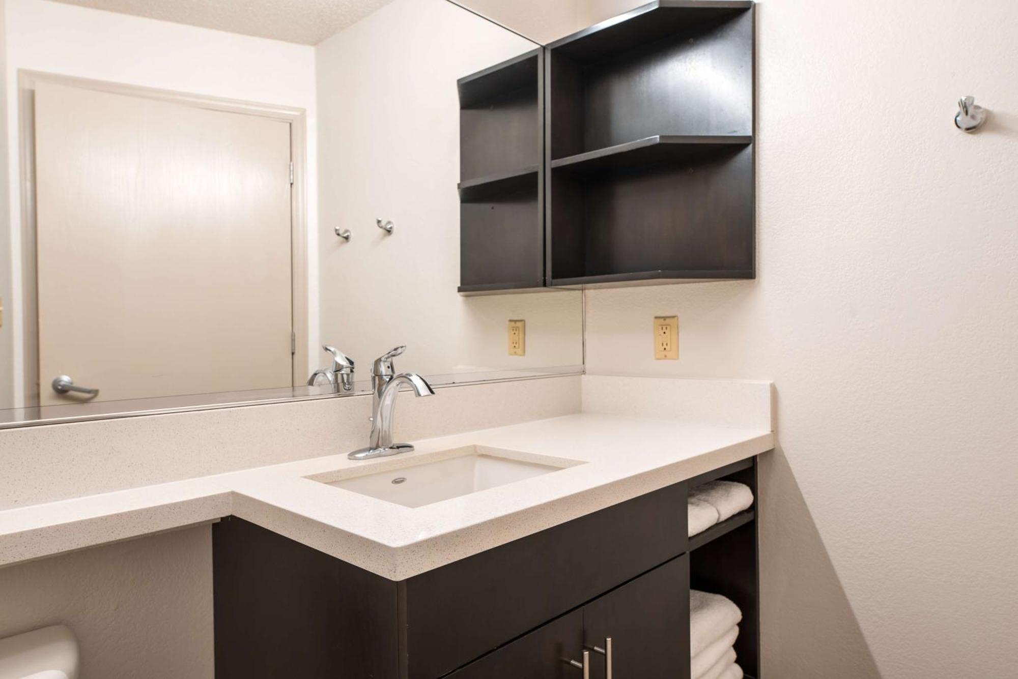 Sonesta Simply Suites Dallas Richardson المظهر الخارجي الصورة